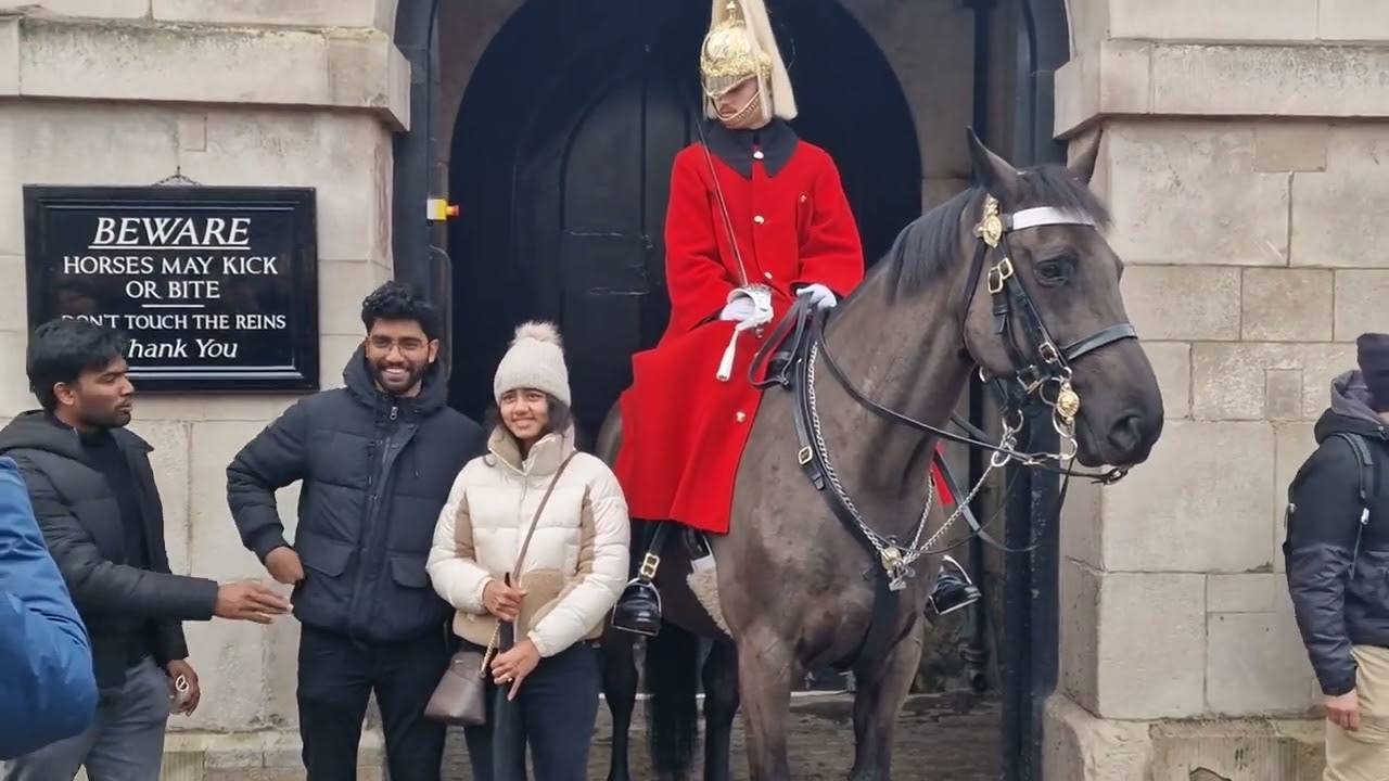 Leaning on the boot #horseguardsparade