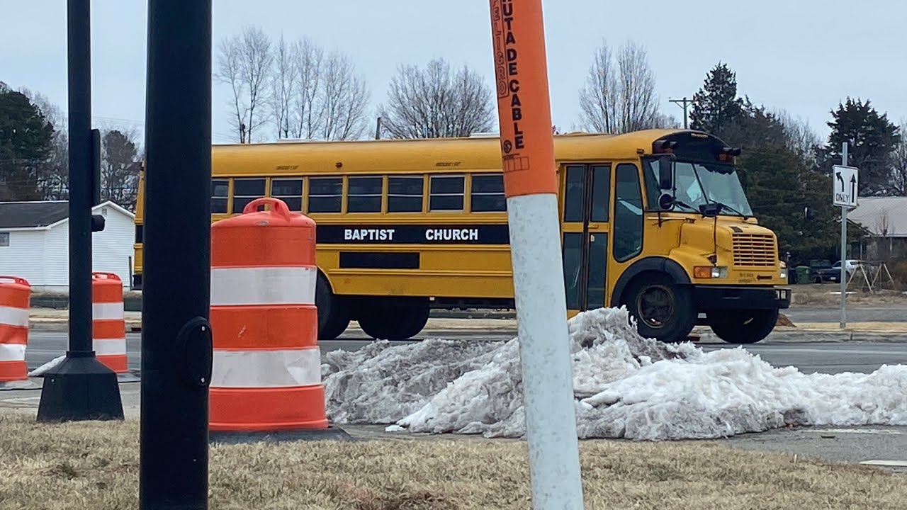 1994 Thomas Vista Bus #2 making a turn