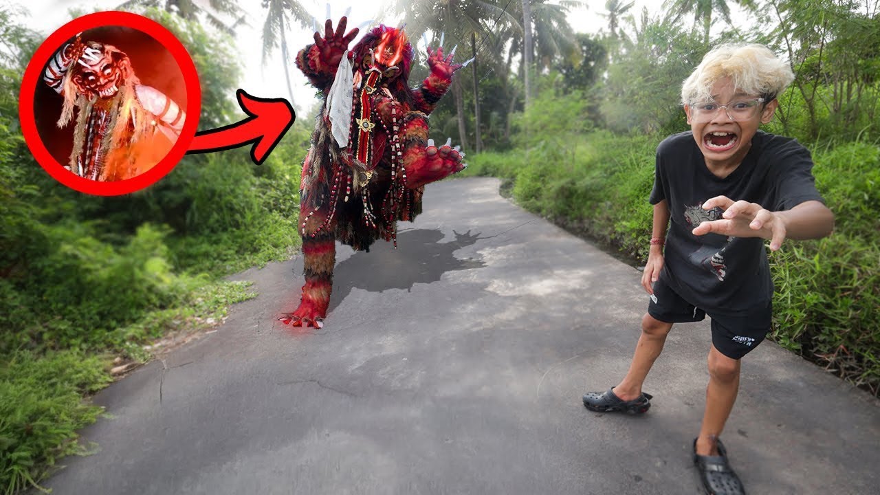 BOCIL DIKEJAR OGOH - OGOH CELULUK MERAH HIDUP INI SAMPAI TERJATUH!!!