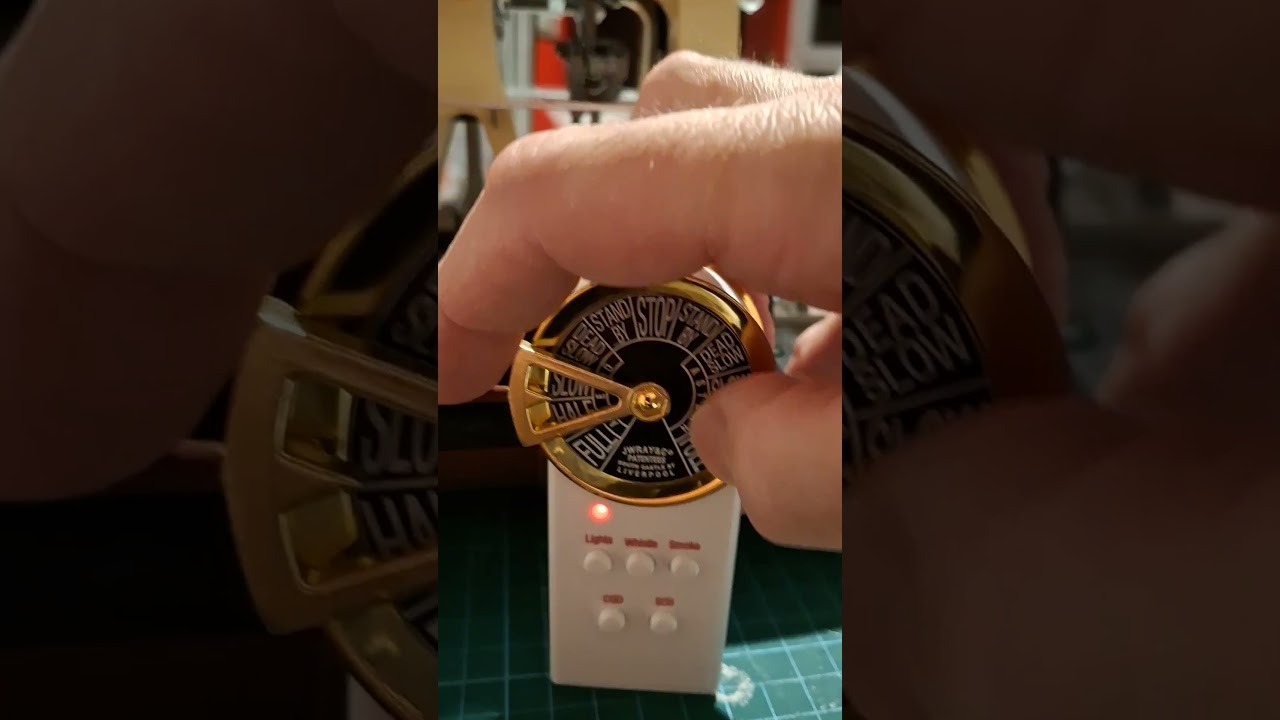 SALLE DES MACHINES TITANIC HACHETTE COLLECTION # 178