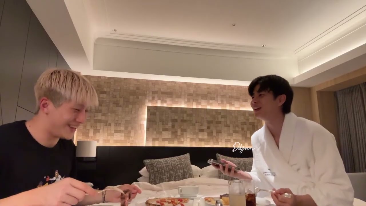 [Eng] 250830 ASTRO MJ AND JINJIN YOUTUBE LIVE (see description)