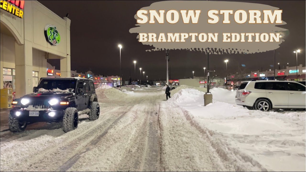 HEAVY SNOWFALL IN BRAMPTON, CANADA