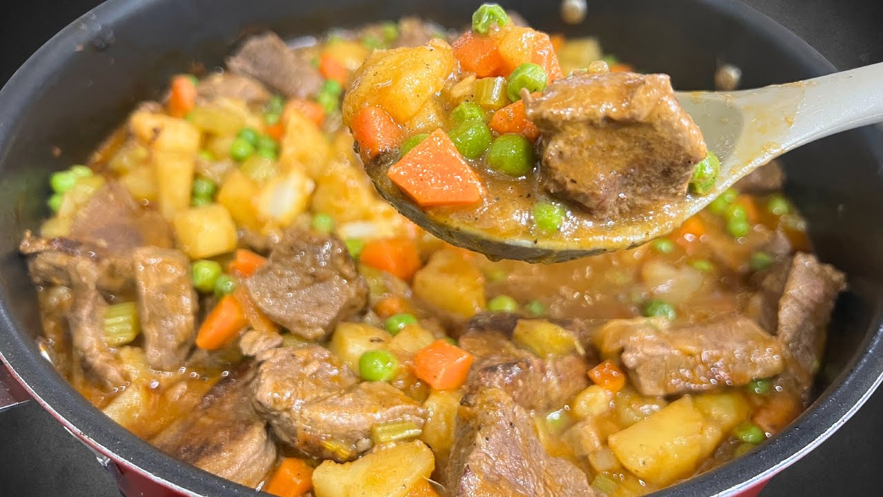 Better Than a Blanket! This Rich Beef Stew Is The Perfect Winter Meal