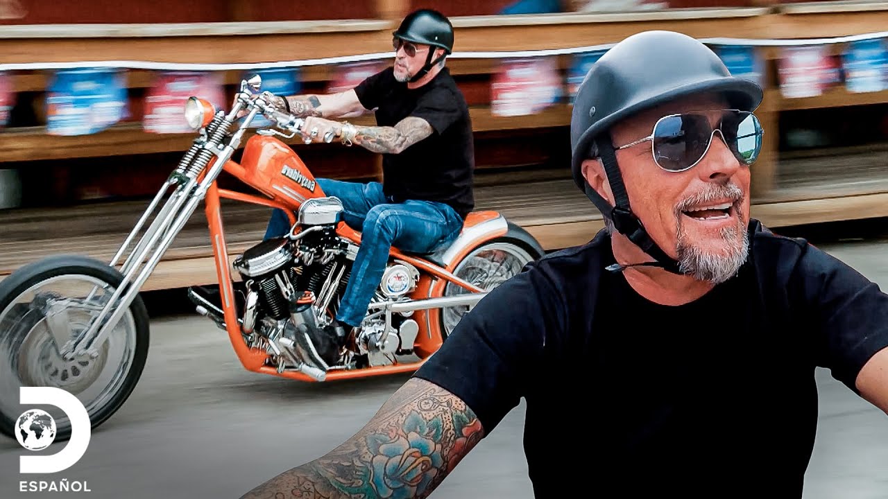 Richard compra motocicleta 