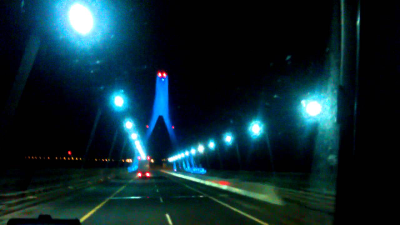 Drogheda bridge at night