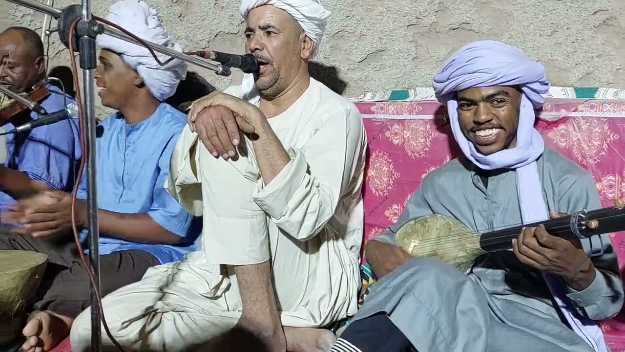 مرت بنياق موالفة لخطر وجمالهم صبار.. طبل عبد النبي صالح