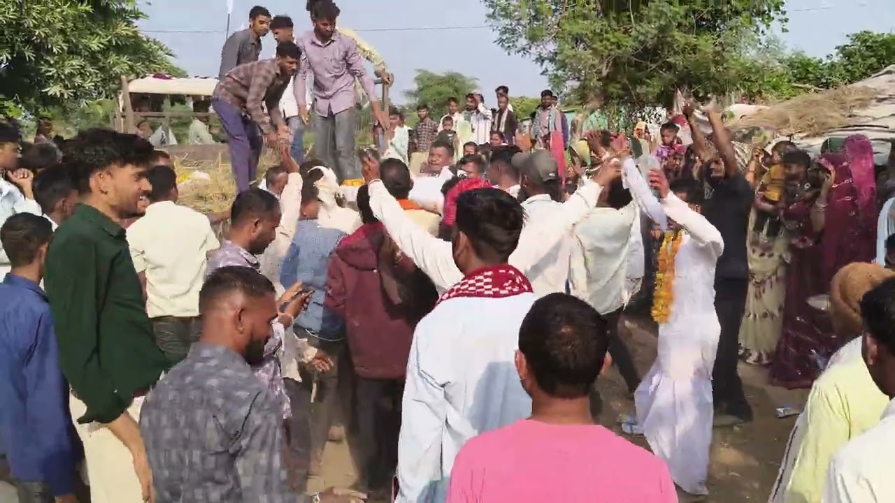 आदिवासी संस्कृति में पूर्वज स्थापना 