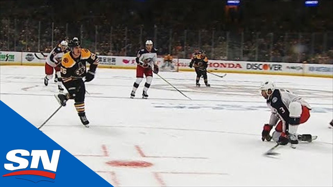 Noel Acciari Streaks In For Short-Handed Goal Against Bobrovsky