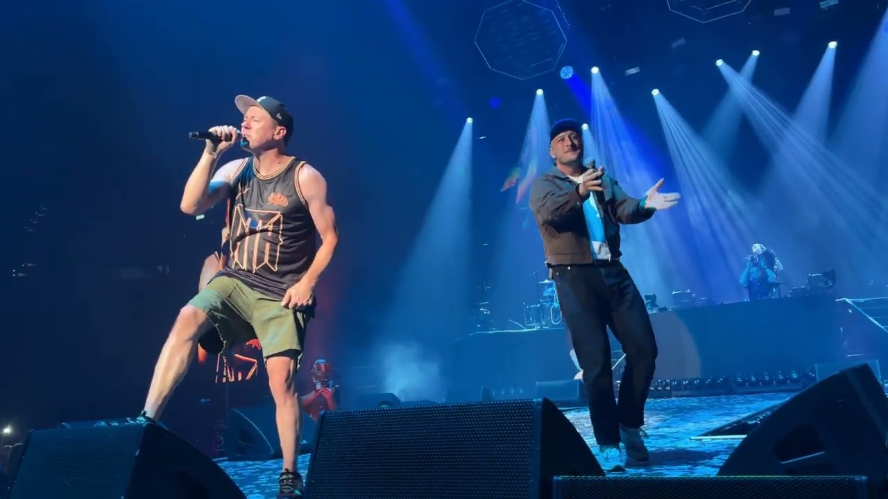 HILLTOP HOODS ft. SIX60 - Never Coming Home Again - March 7th 2016 - Melbourne Rod Laver Arena - 4K