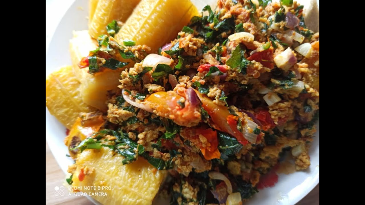 EGG AND VEGETABLE SAUCE WITH BOILED PLANTAIN