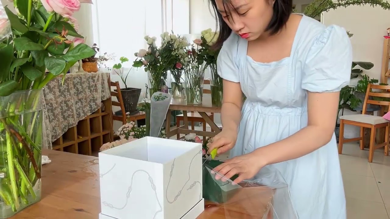 我的花店日常：今天是被粉色围绕的一天。真的太喜欢粉色系了！！#我的花店日常 #生活vlog日常记录 #花艺师日常 #日常volg