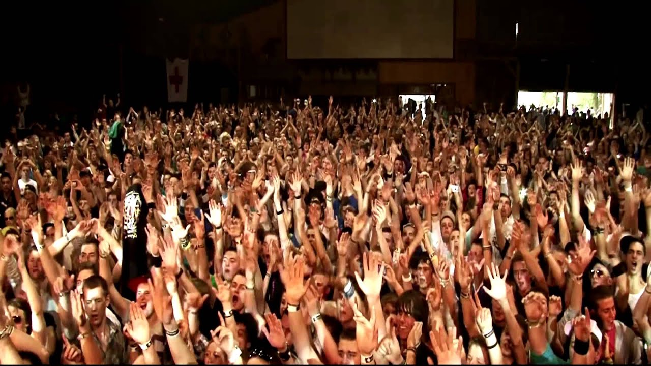 The best daydream mix with official hardstyle festivalmovies of 2013/2014