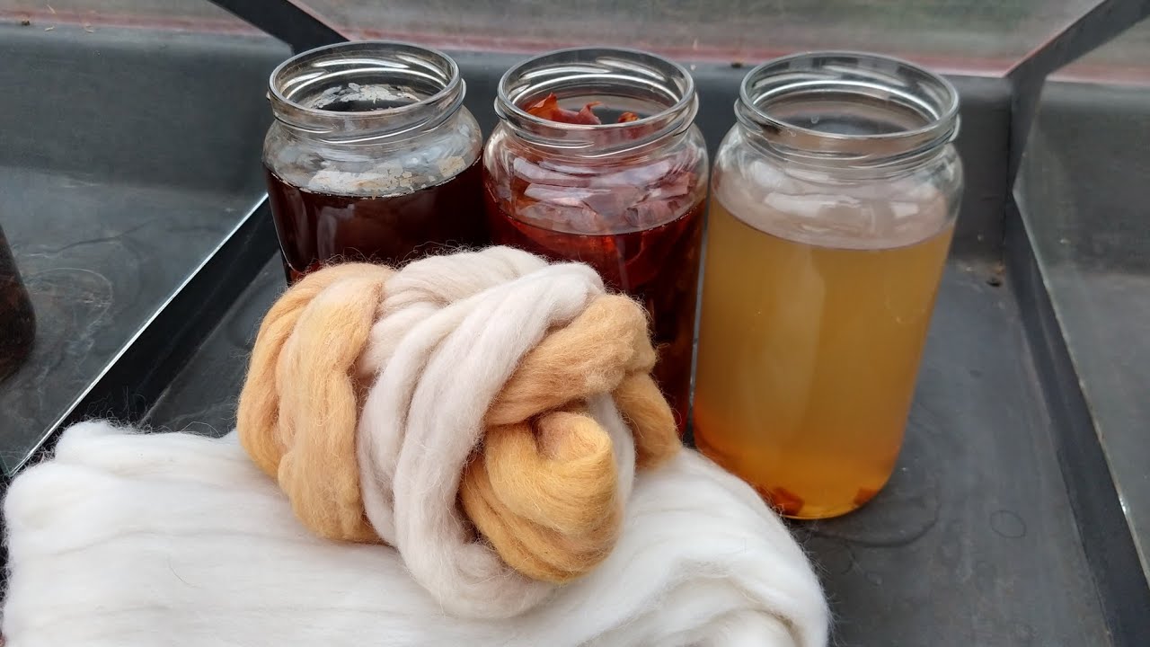 Solar dyeing wool with natural materials