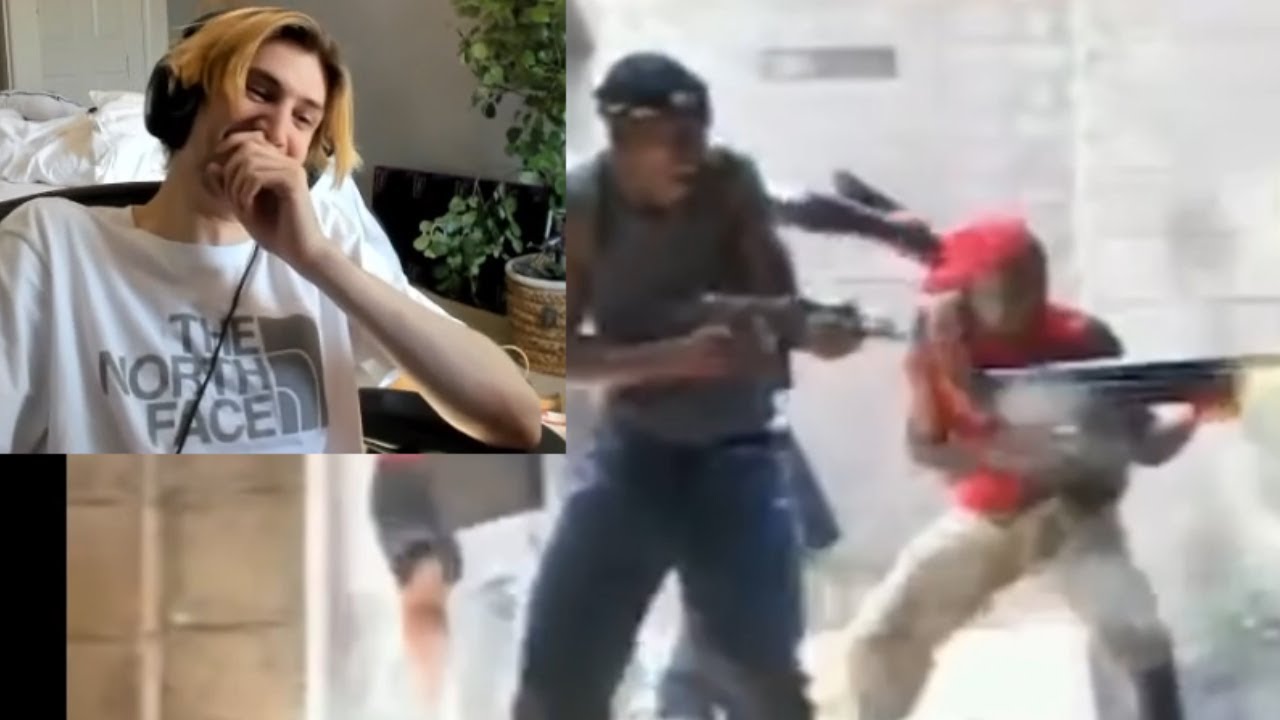 xQc не может перестать смеяться над первым боевиком Уганды