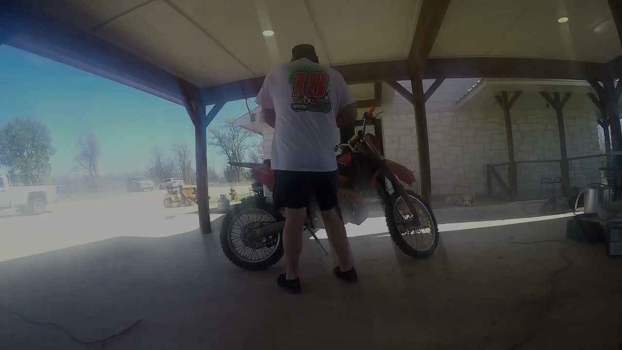 2004 KTM 200 EXC plastics install