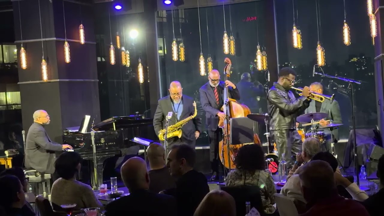 Willie Jones III at Dizzy's NYC/ Justin Robinson,Giveton Gelin, Gerald Cannon, Shedrick Mitchell