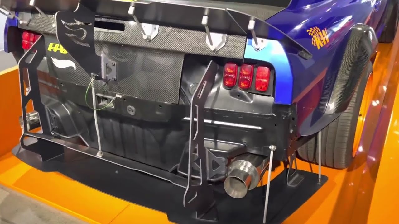 HOT WHEELS MODIFIED 2005 FORD MUSTANG GT SUPERCHARGED 4.6L V8 430HP