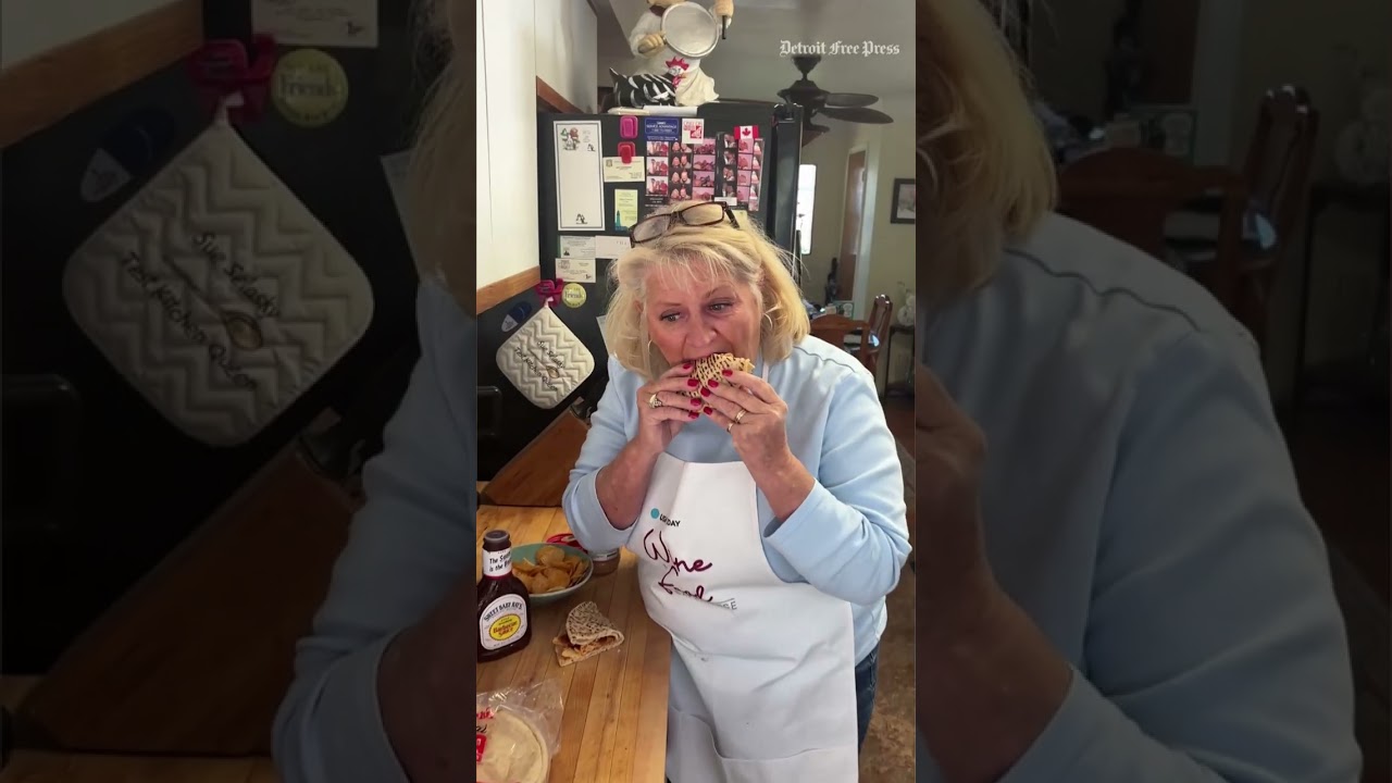 We taste-tested Jeff Daniels' viral peanut butter BBQ sandwich