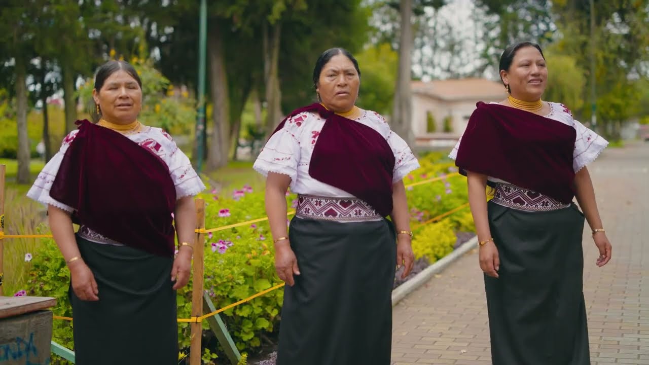 Cai Huillashcaca Sumajmi - Coro Celestial (Crisólito) - Ambato