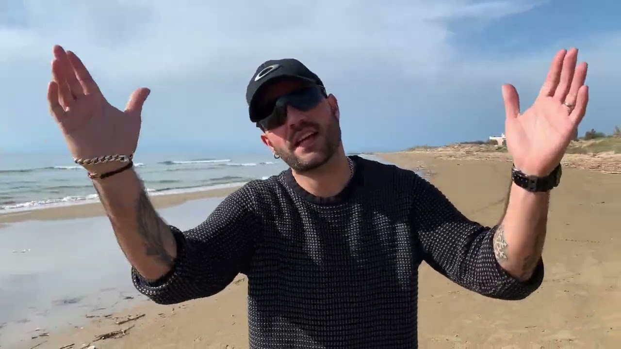 NO-ONE - Straordinaria Vita (Official video)