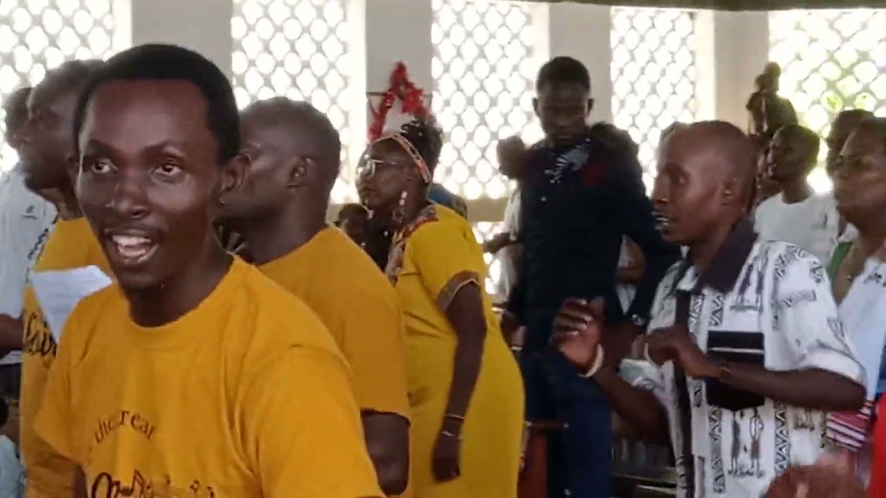 St Anthony Catholic Choir Malindi during Mass celebrations 2022 Christmas (3)