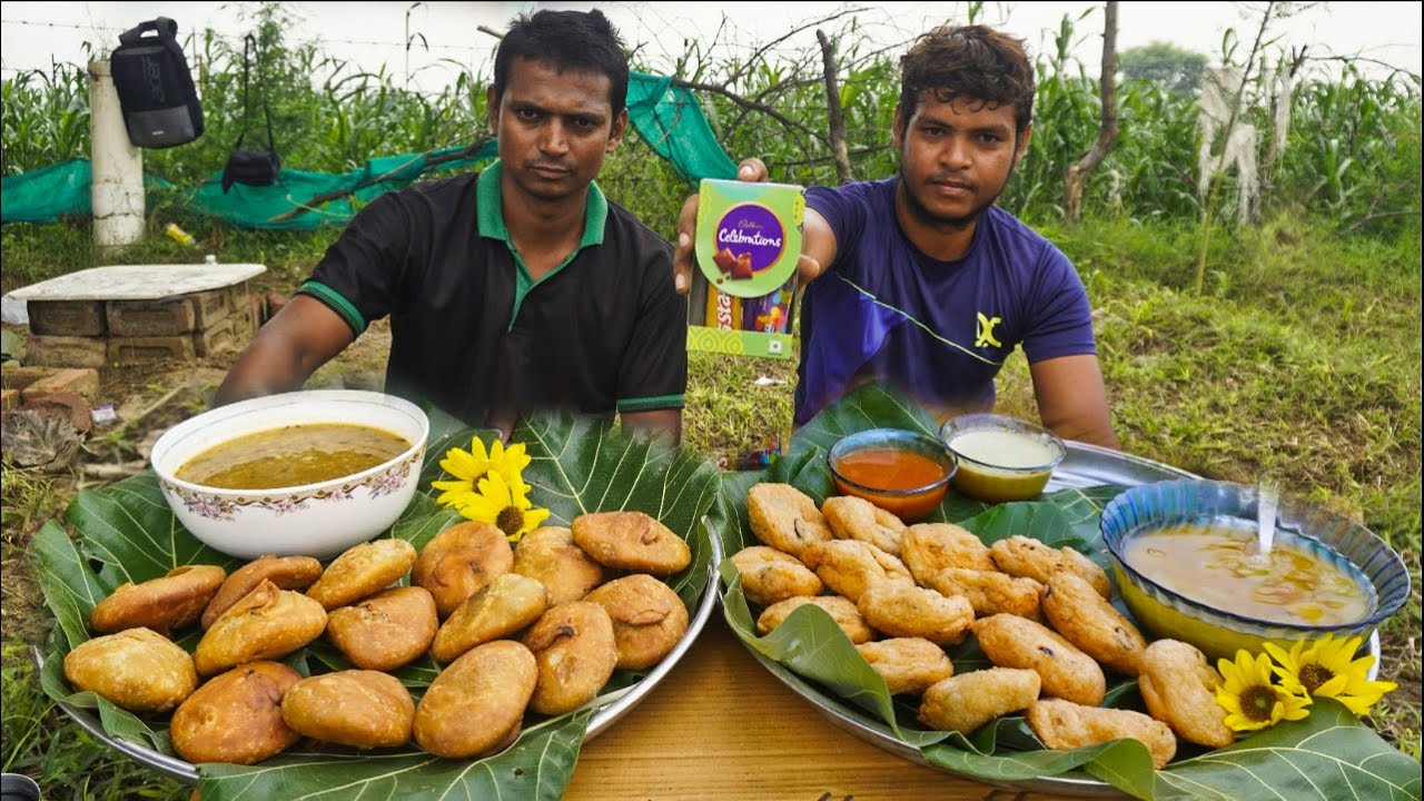 15x Aloo , Dal Kach0ri Vs 15x Vada Sambar Eating Challenge | South Indian Vs Up Breakfast