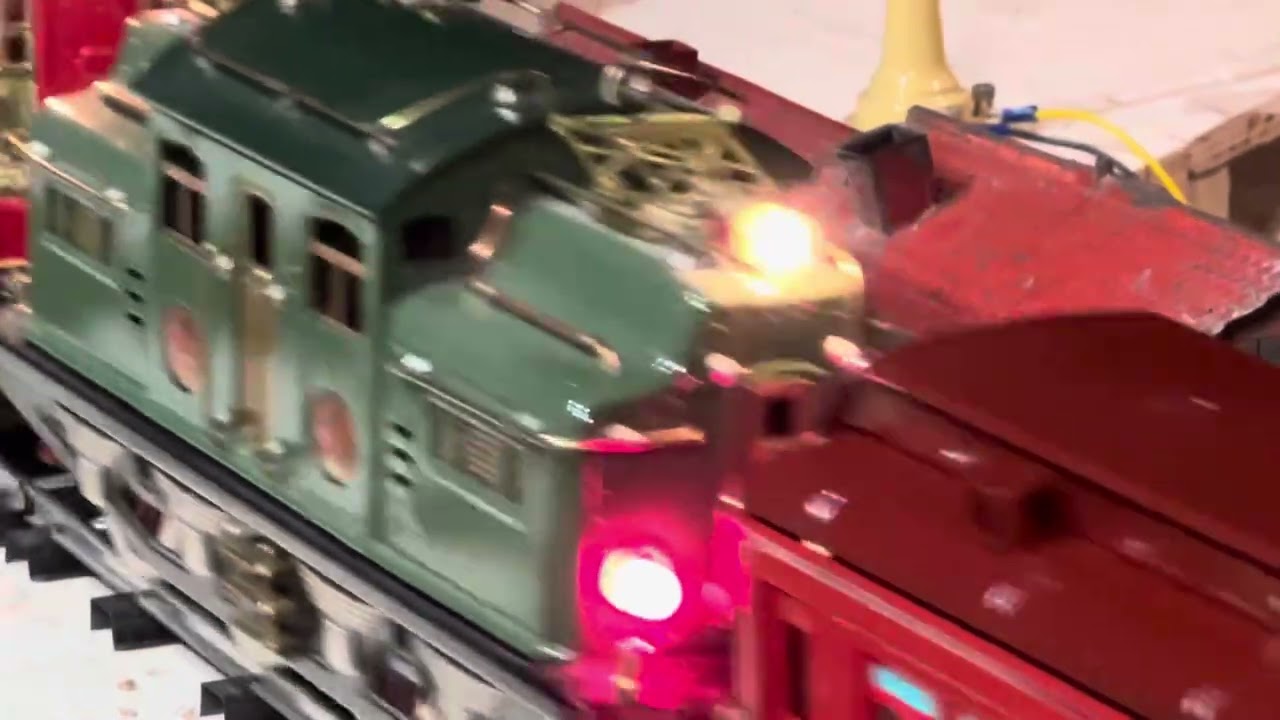 Ash Rajan Standard Gauge Xmas State Train. 