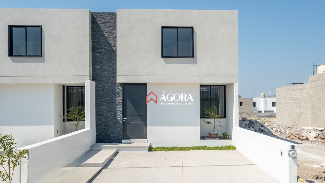 Casa con construcción y acabados residenciales DE PRIMERA, en VENTA en Colima.
