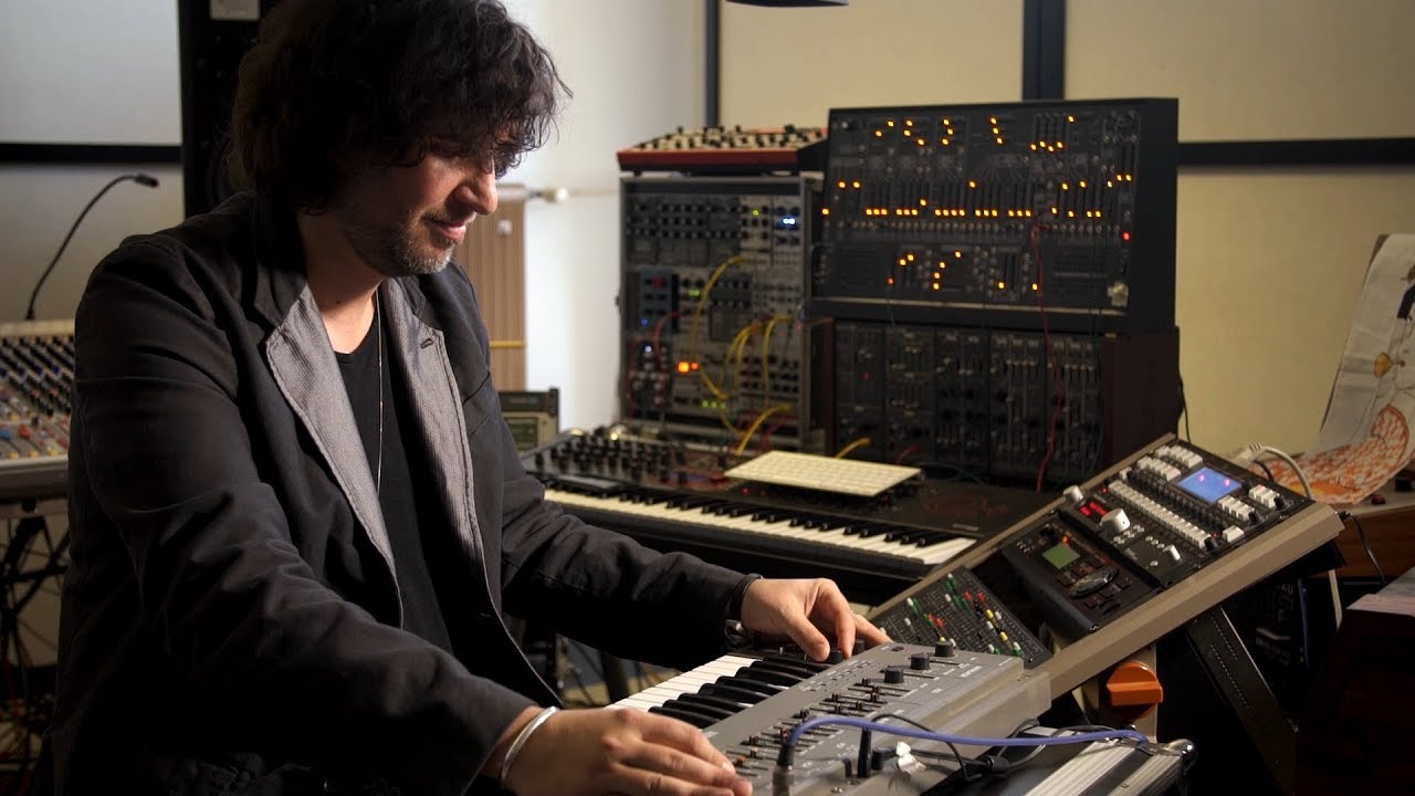 Mathew Jonson Presents His Synthesizer Favourites: Roland SH-101 (Part 1of 2)