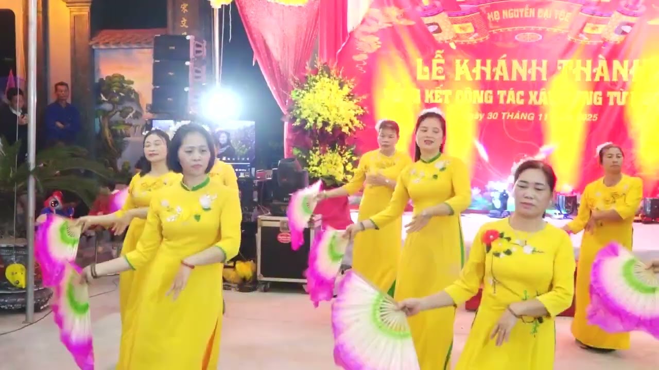 Múa : Về hội làng đi em _ CLB dân vũ tổ Cự Phú phường Vũ Phúc 