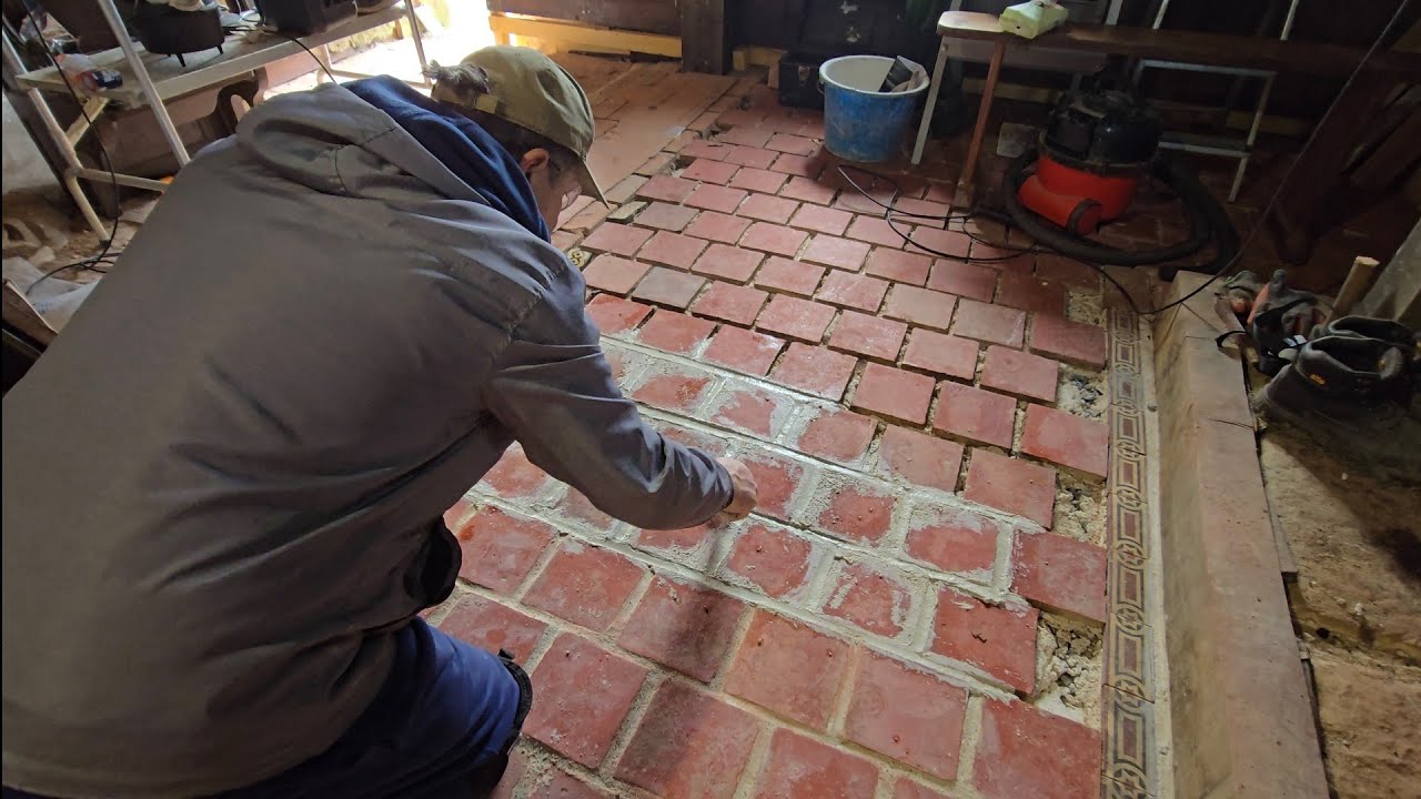 Back On Track In The Cottage: But What Happend?