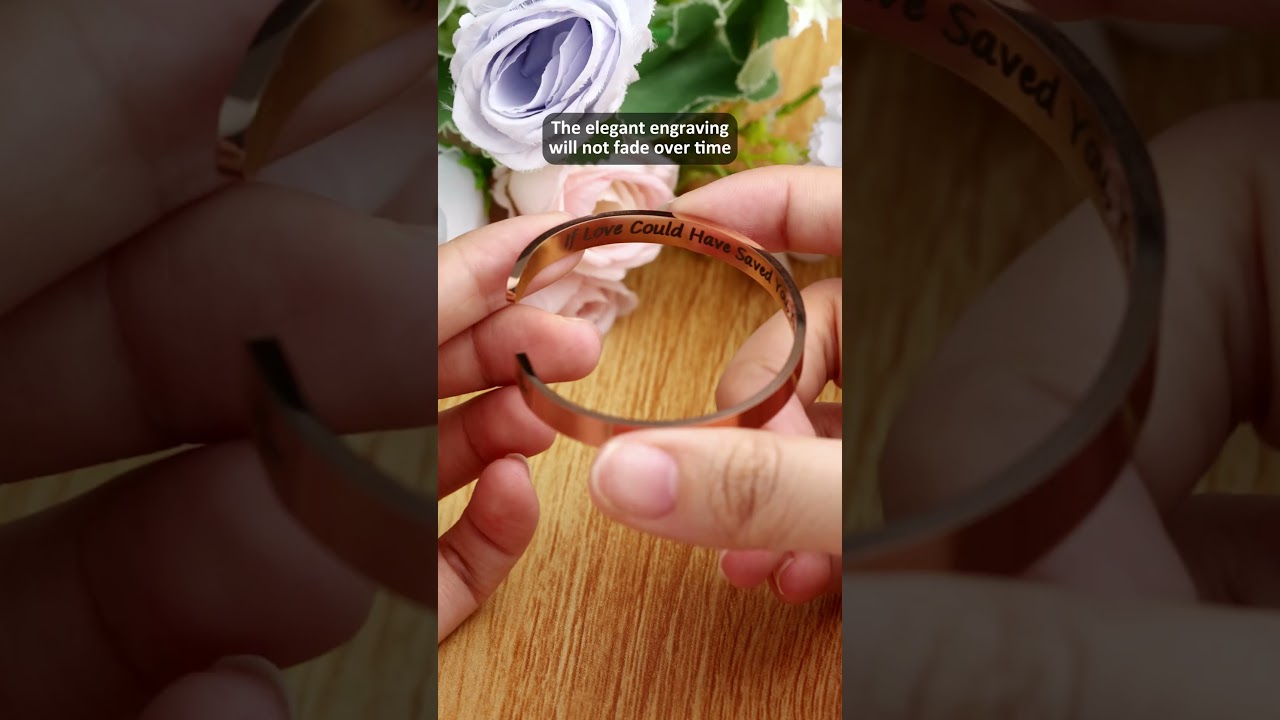 Custom bracelet keeps your pet close, a heartfelt memorial 