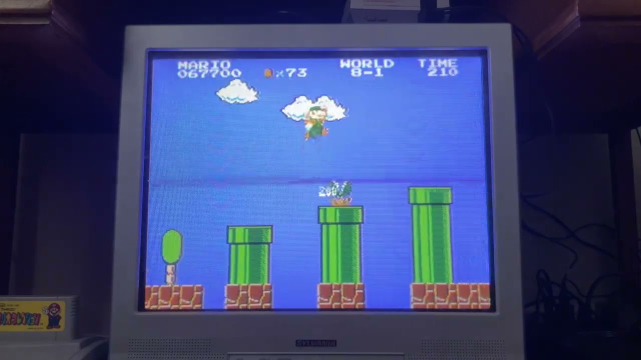 Gameplay of Super Mario Bros. on Famicom