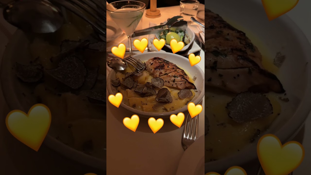 Monkey Bar 🙈 One of the Hottest NYC Restaurants