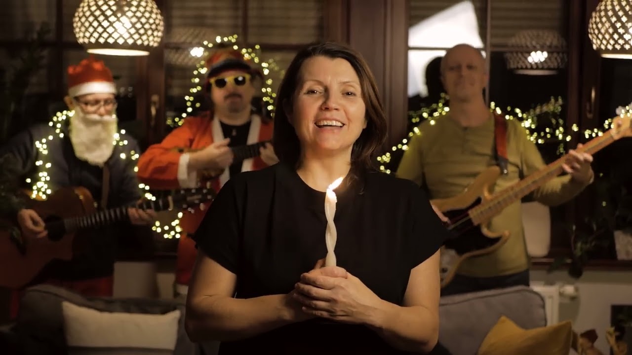 Jan i Klan - Świąteczna latarnia (feat. UHUHU)