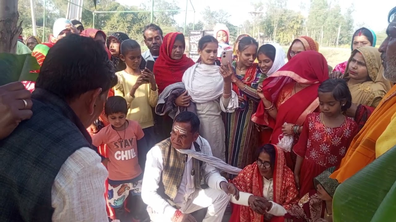 #Shiv ji ki Murti per Anya Dan Kiya Gaya vishram ka Purava Gram Sabha pakargaon 