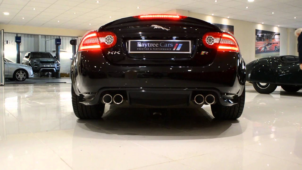 Jaguar XKR 5.0 Supercharged V8 - LOUD Start-up and Rev's