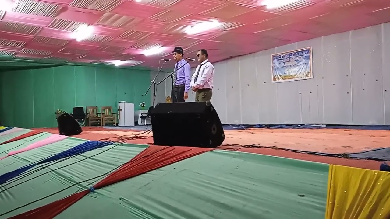 Santali nifrai boro ao rao danslainai. Boro comidian - Jomonsing and Mitul at utt . Nalbari .