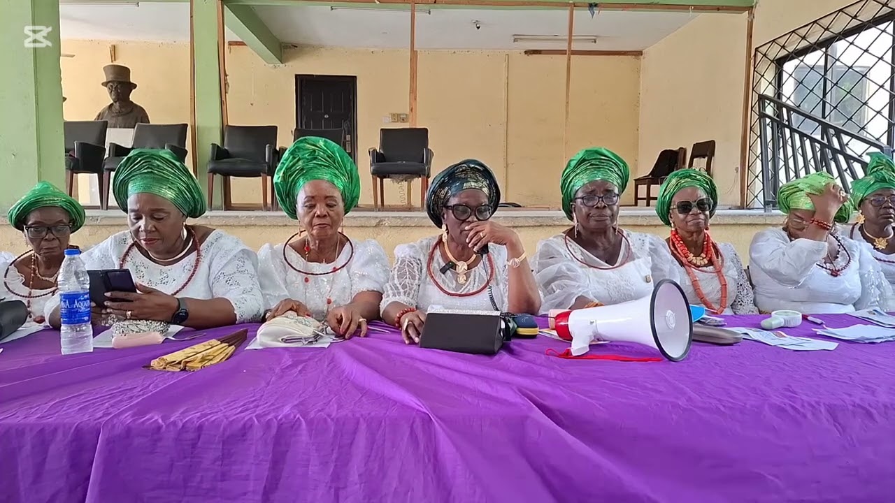 Dame Chief Rose Oghene moves for the reelection of Chief Barr. Ese Gam Owe 