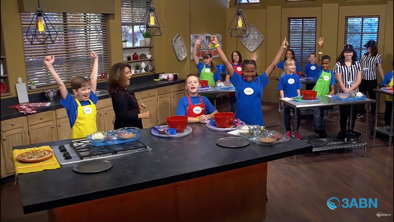 06 - &ldquo;Sope with Refried Beans&rdquo; - 3ABN Kids Camp Kitchen Fun