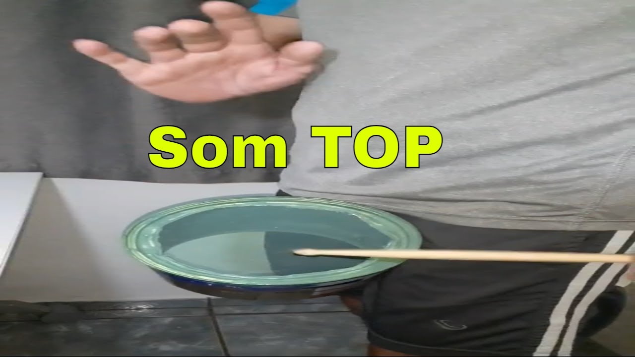 Como fazer um tambor de lata com pele de garrafa pet - Repinique - F&aacute;brica do Barulho #shorts