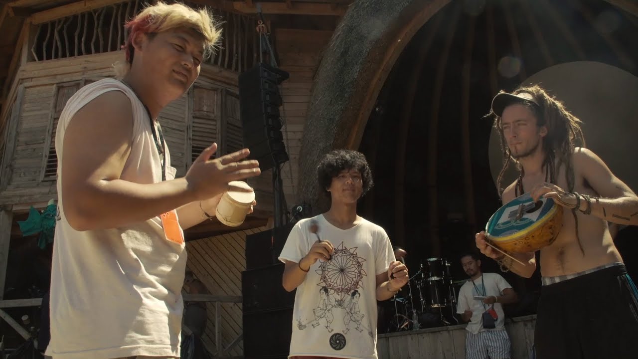 LA SE&Ntilde;AS warm up - OZORA Festival 2018 (gongo, asalato and kind of a drum)