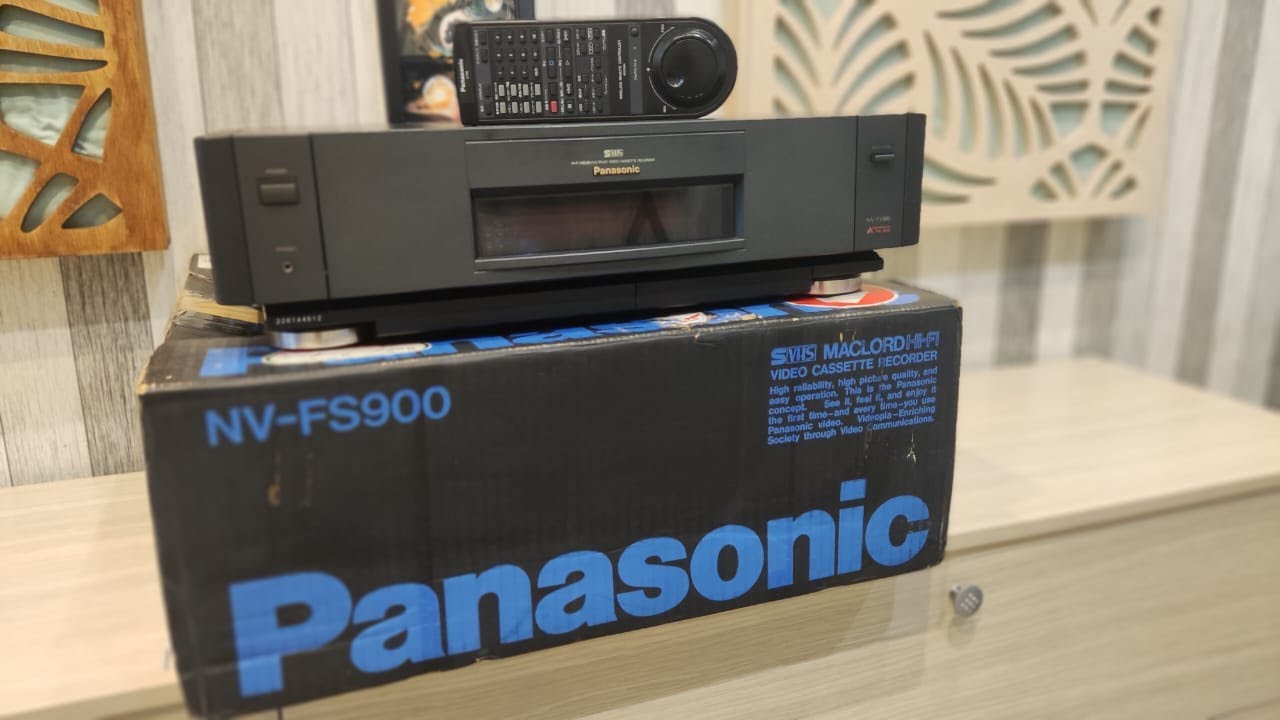 Распаковка нового Panasonic NV-FS900. Нужно больше VHS!