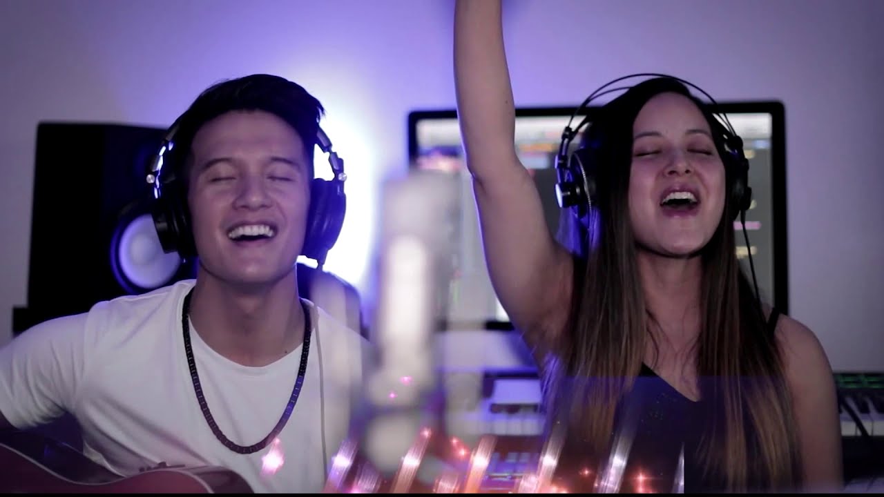 Charity & Vincent Bueno singen - 10000 Gründe - aus dem Wohnzimmer