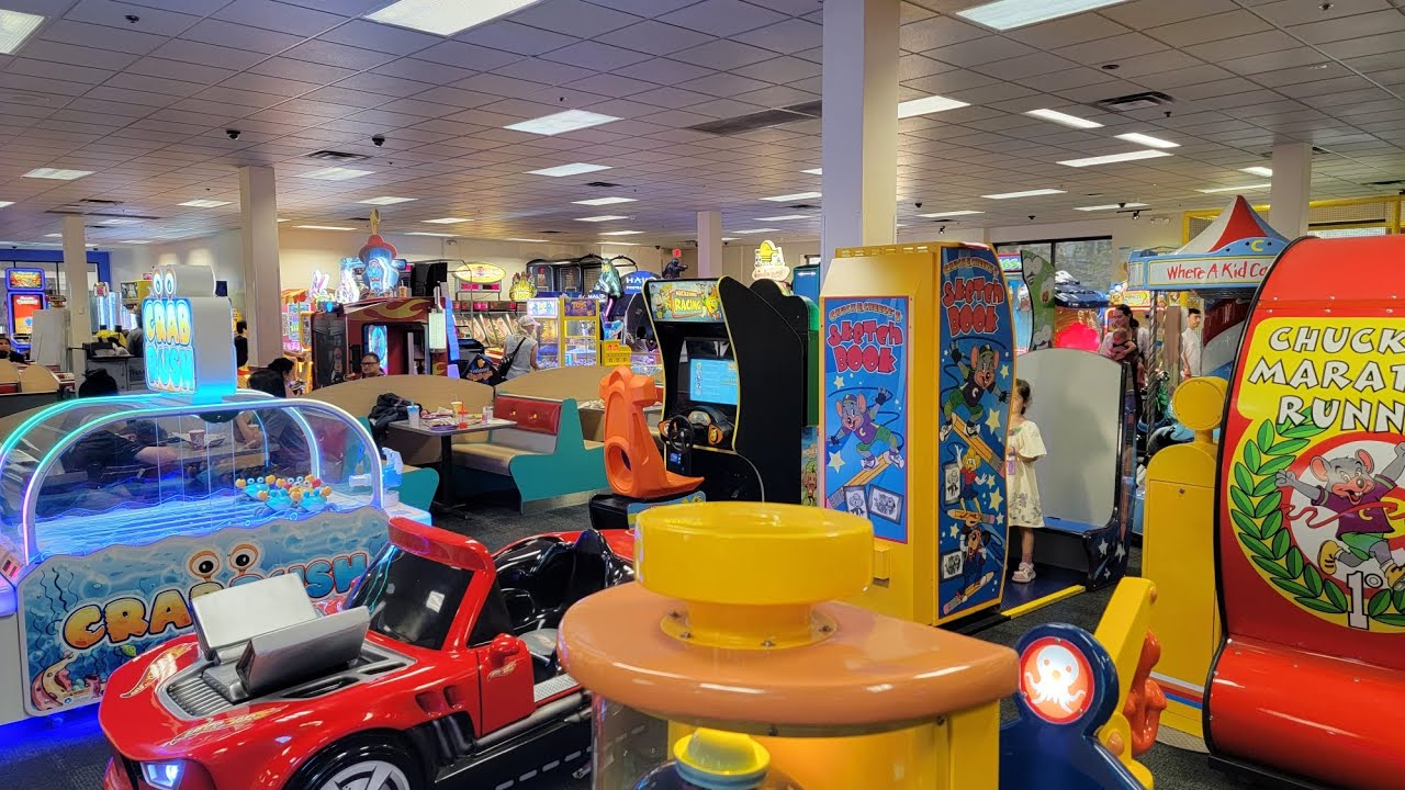 Arcade Tour Chuck e Cheeses Glendale CA