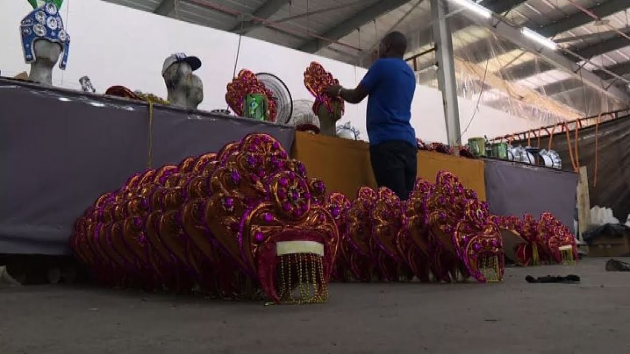 Le scuole di samba di Rio si preparano al Carnevale