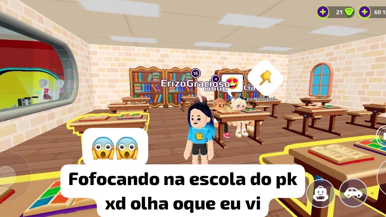 Fofocando na escola do pk xd olha oque eu vi 😱😱