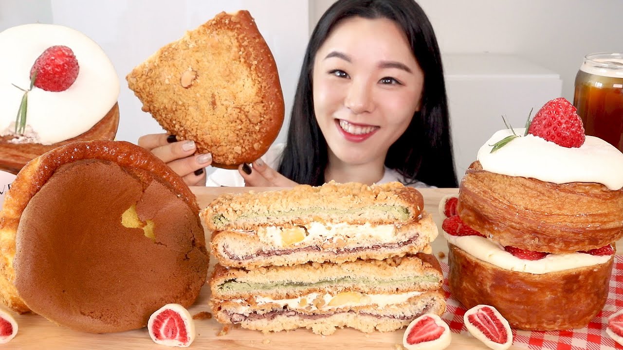 SUB) ASMR Торт и кремовый хлеб Мукбанг 🍞 Кастелла Мамонтовый хлеб клубника Десерт Ест звук