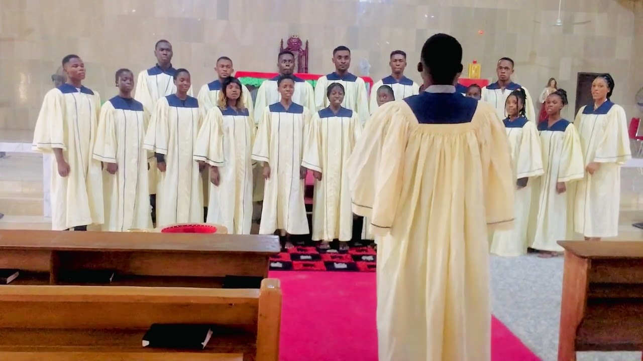 Leenu Nwaturu Chukwu by Fr Stanley Orazulike
