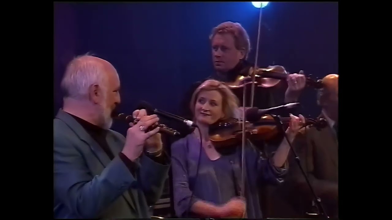 The Corrs HD - Toss the Feathers - The Gathering (31 May 1997)